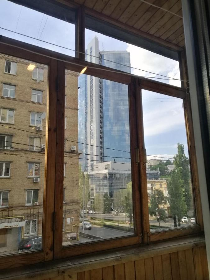 Бульвар Леси Украинки 10 Kiev Eksteriør billede